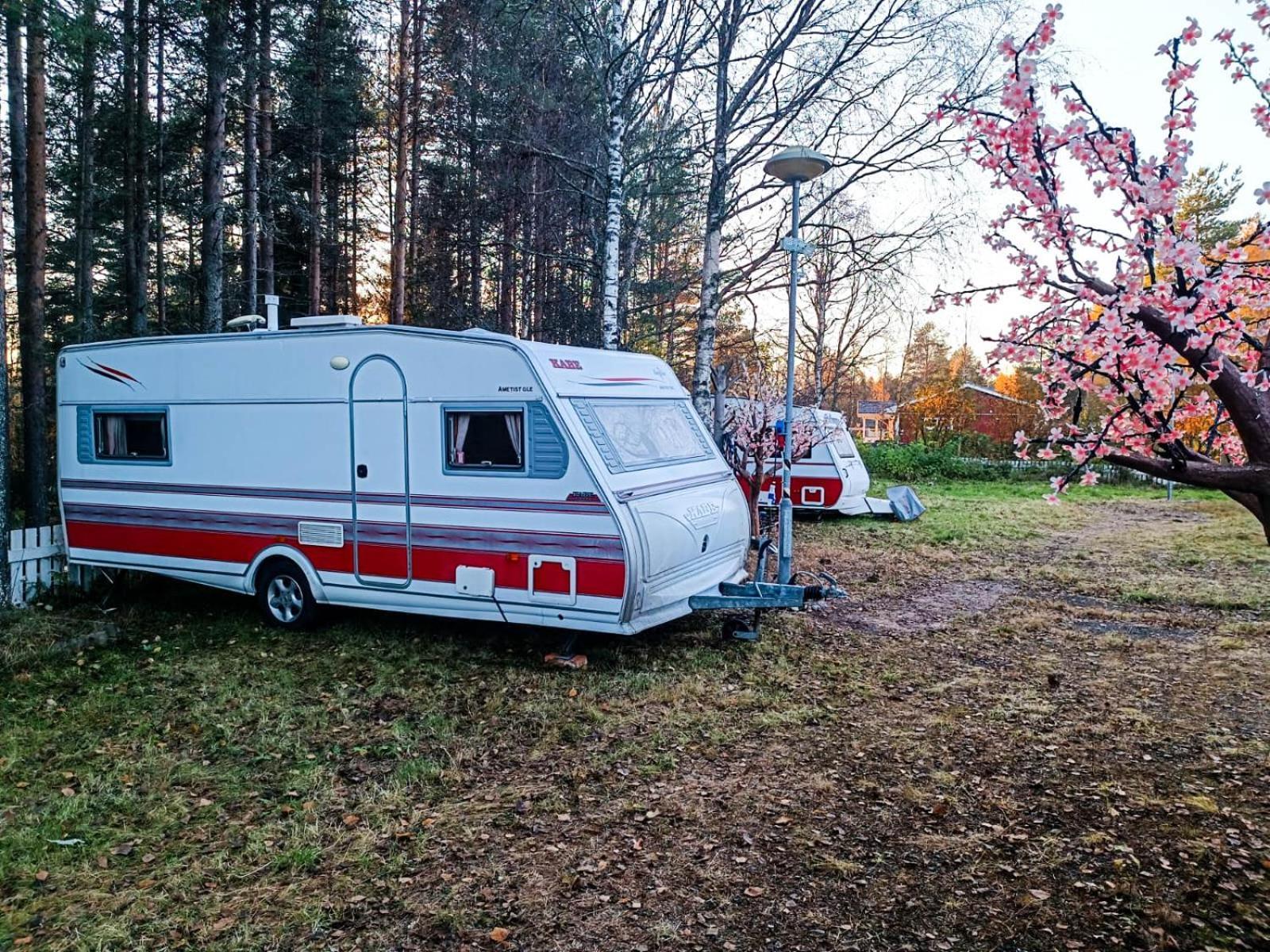 Santa'S Winter Caravan-Kabe Ametist Rovaniemi Extérieur photo